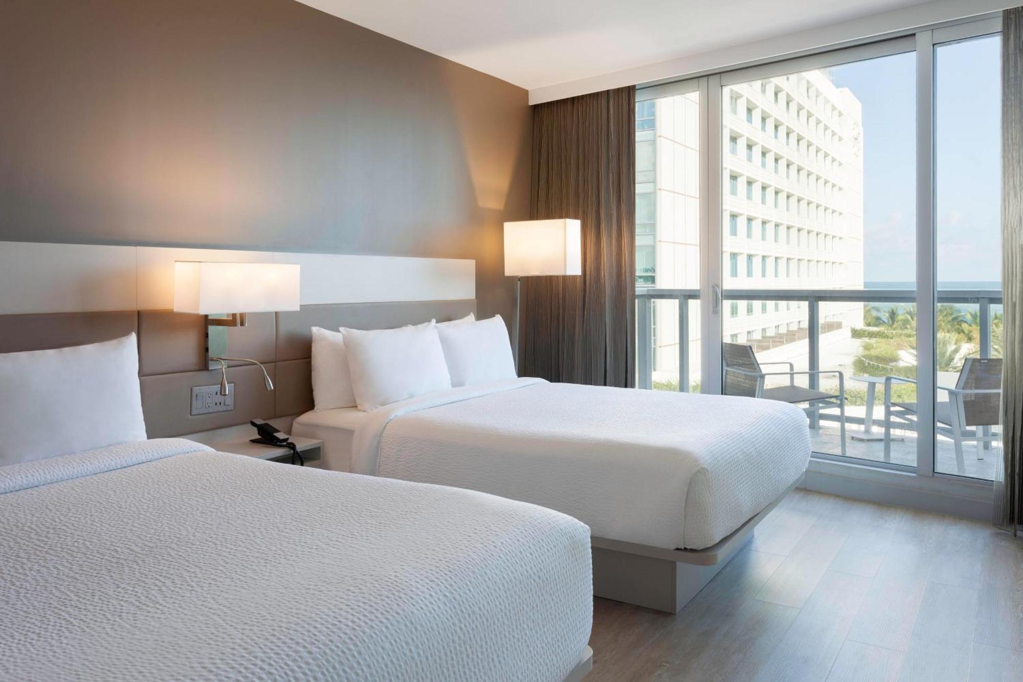 Ac Hotel By Marriott Μαϊάμι Μπιτς Εξωτερικό φωτογραφία